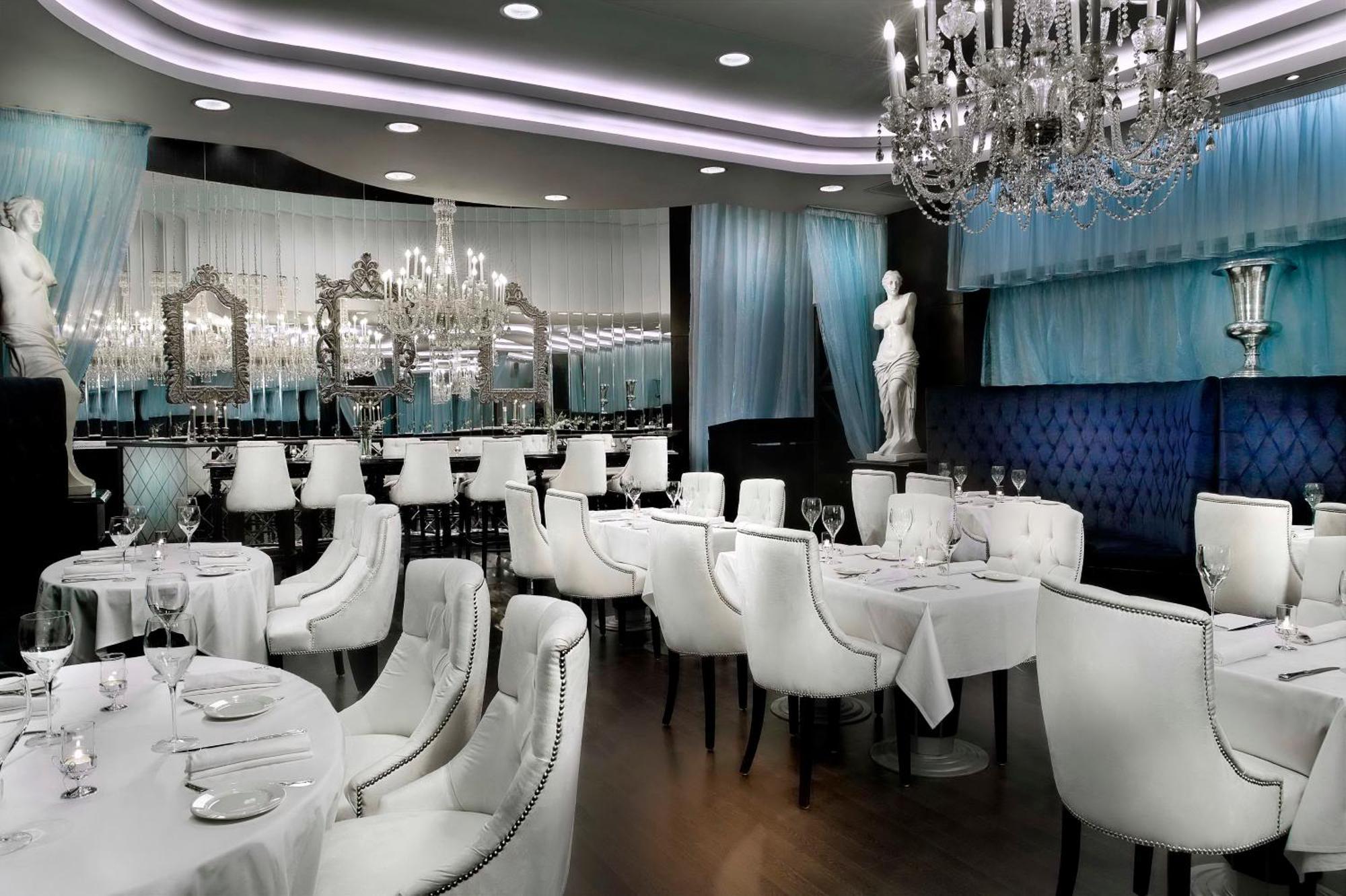 Sun City Hotel - The Gabriel Kairo Eksteriør billede Interior of the restaurant